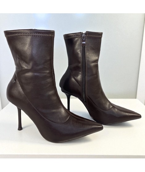 BOTAS MARRON PICO