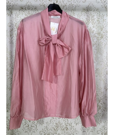 BLUSA DE CEDA CON LAZO EN EL CUELLO