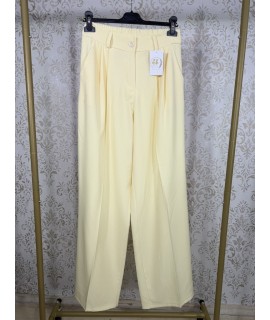 PANTALON BASICO DE PINZAS
